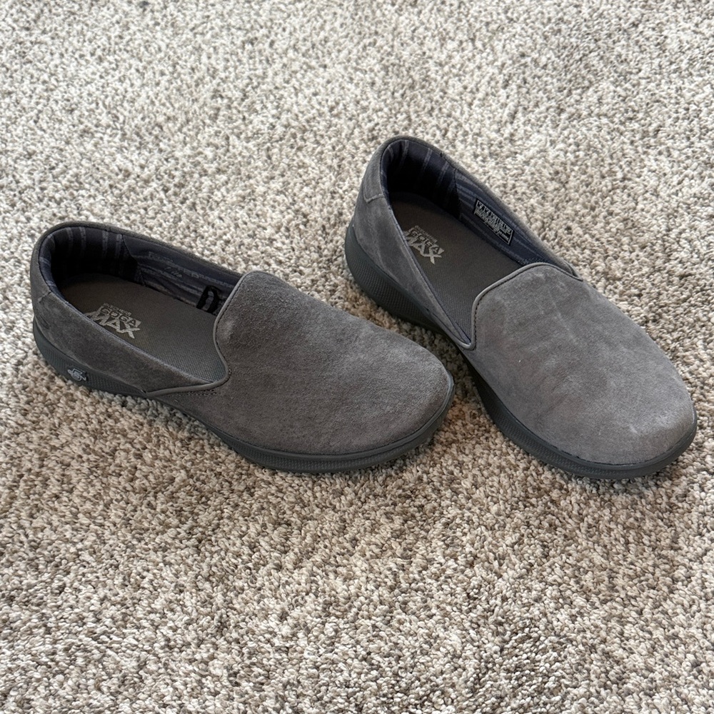 Skechers Gray Women's Slip-On Flats